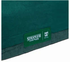 ZEE DOG - Stranger Things L Lit Pour Chien 13 ZEE DOG - Stranger Things L Lit Pour Chien -Animaux Fournitures Magasin fre pl ZEE DOG Stranger Things L lit pour chien 24949 6